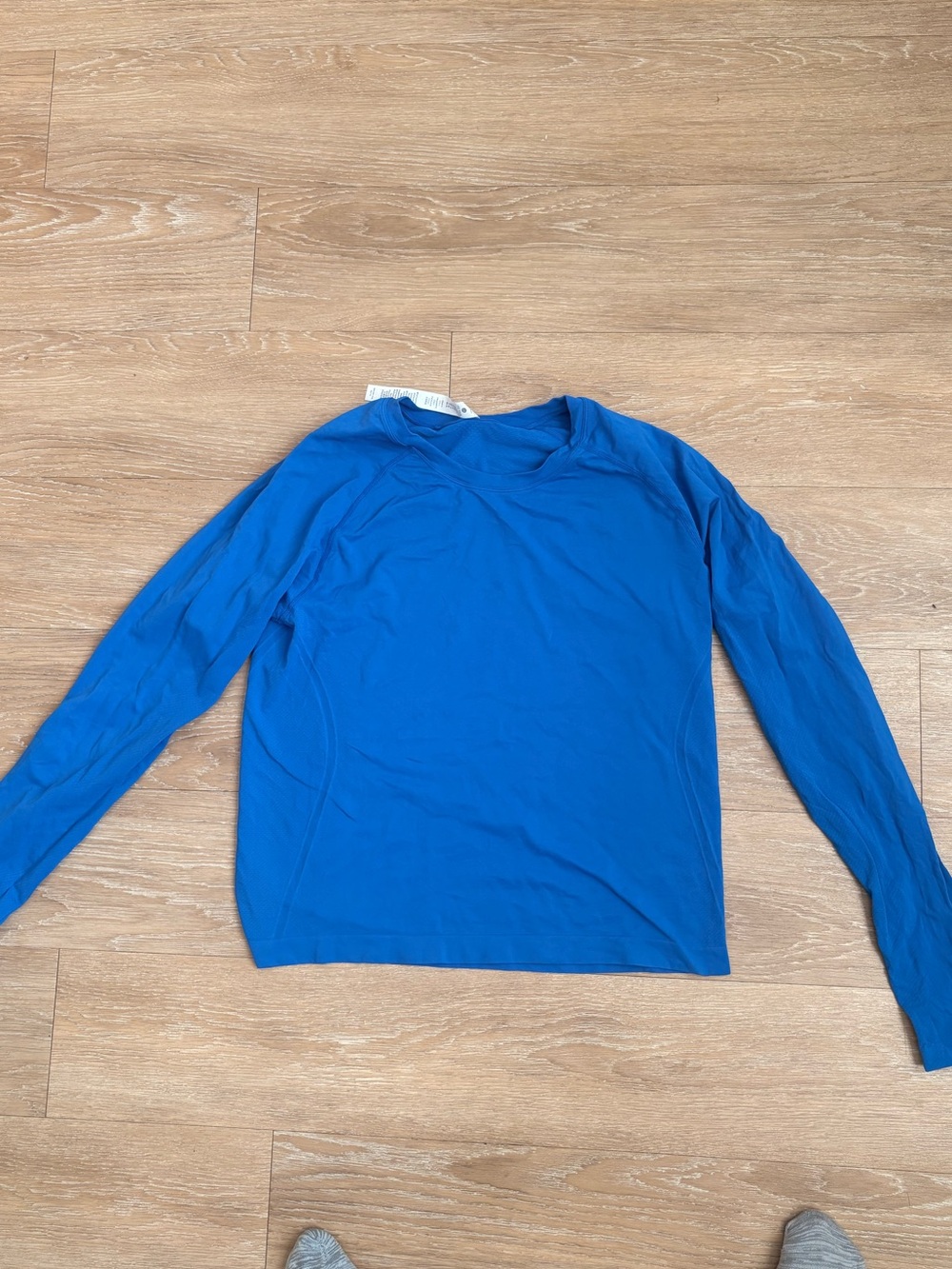 CRZ YOGA Vibrant Blue Long Sleeve Crew